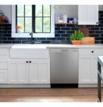 GE GE ENERGY STAR Front Control with Plastic Interior Dishwasher with Sanitize Cycle & Dry Boost GDF550PSRSS (a4lxc1vhobqa) (7)