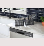 GE GE(R) ENERGY STAR(R) Dishwasher with Front Controls GDF510PSRSS (a4lg8vat17gs) (10)
