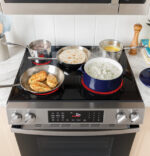 GE GE(R) ENERGY STAR(R) 30" Slide-In Electric Range with Crisp Mode GRS500PVSS (a4l9omyld2py) (10)